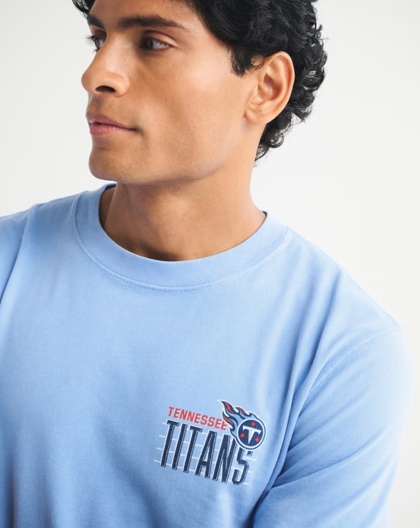 Tennessee Titans Graphic Tee - Vintage NFL Fan Shirt