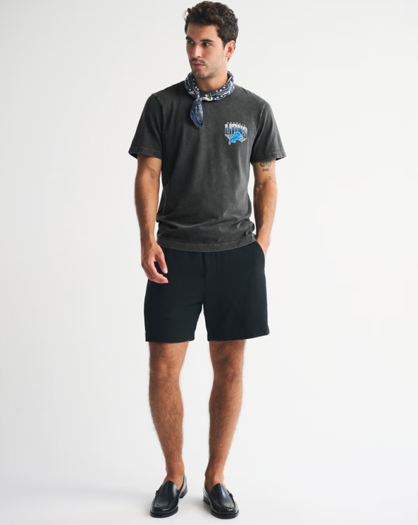 Detroit Lions Graphic Tee - Vintage NFL Fan Shirt