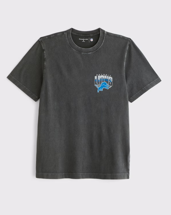 Detroit Lions Graphic Tee - Vintage NFL Fan Shirt